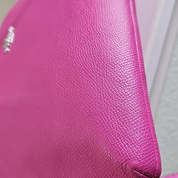 Coach 52377 Authentic Bubblegum Pink Crossgrain Leather Swingpack Crossbody  EUC - Picture 12 of 16